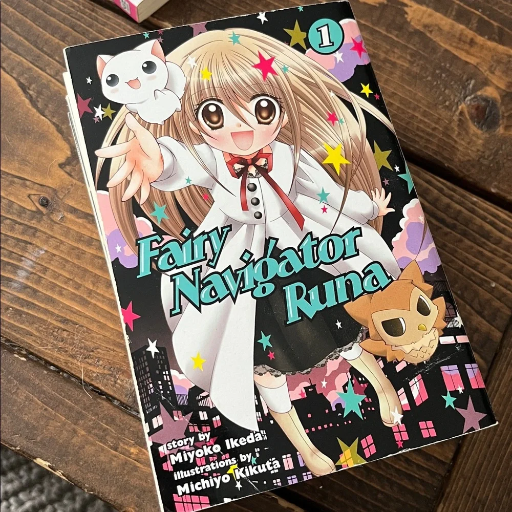 Manga Paperback Bundle - Picture 6 of 7